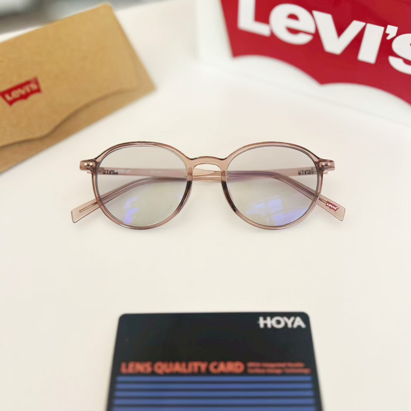 Global-Eye-Pattaya-Dr-Mo-Vision-Eyewear-Eye-Care-234