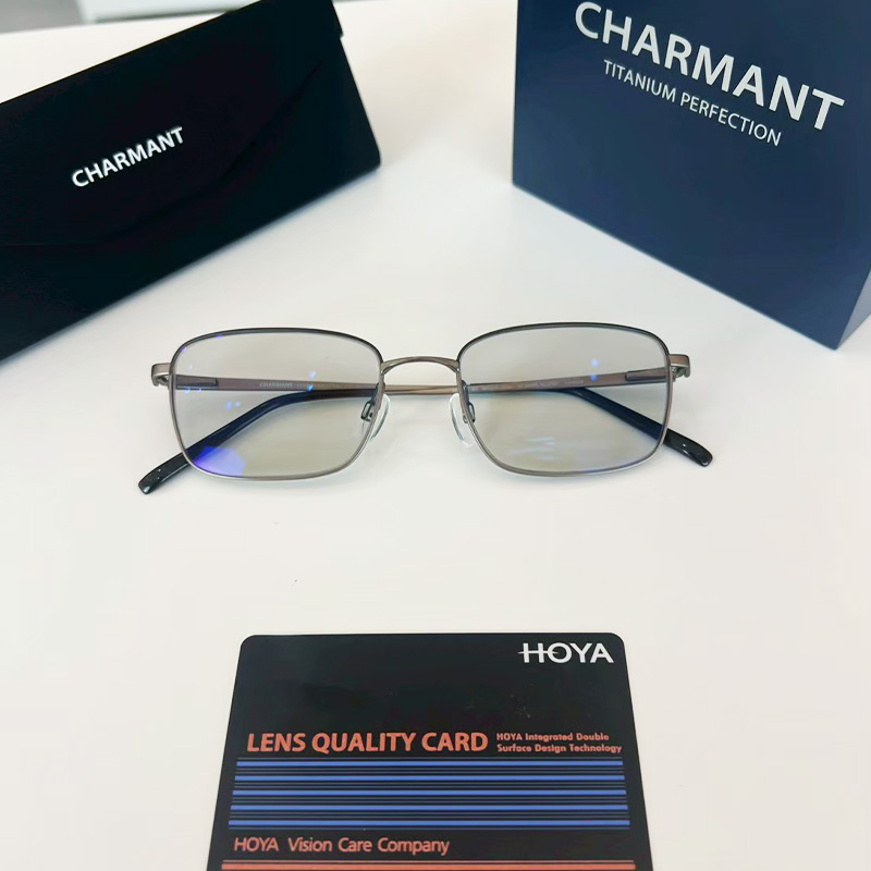 Global-Eye-Pattaya-Dr-Mo-Vision-Eyewear-Eye-Care-235