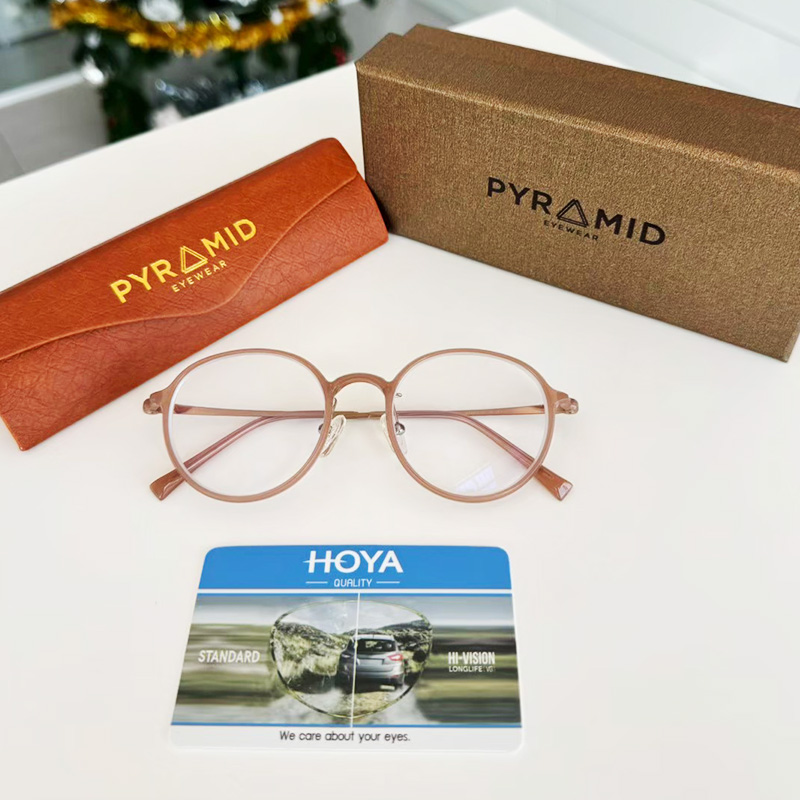 Global-Eye-Pattaya-Dr-Mo-Vision-Eyewear-Eye-Care-236