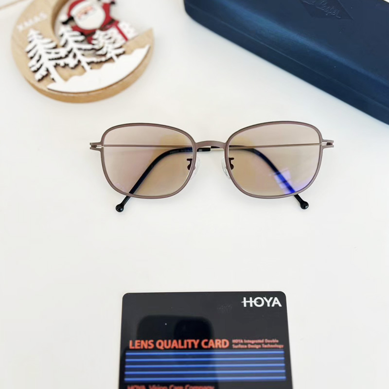 Global-Eye-Pattaya-Dr-Mo-Vision-Eyewear-Eye-Care-257